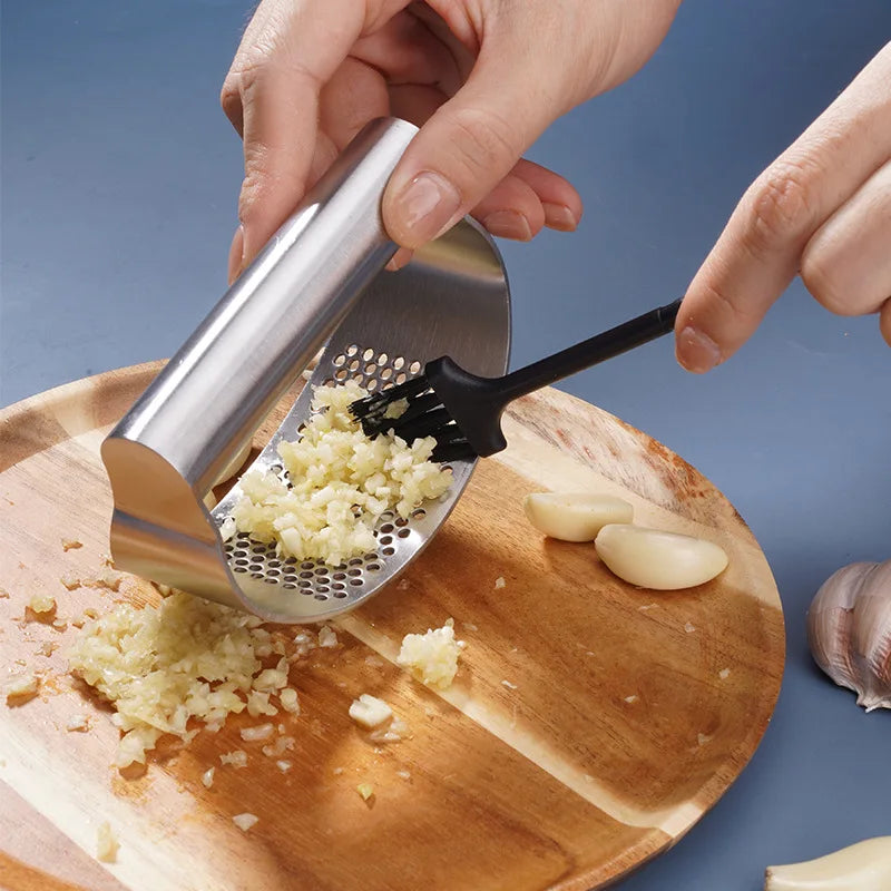 SteelCrush Garlic Press