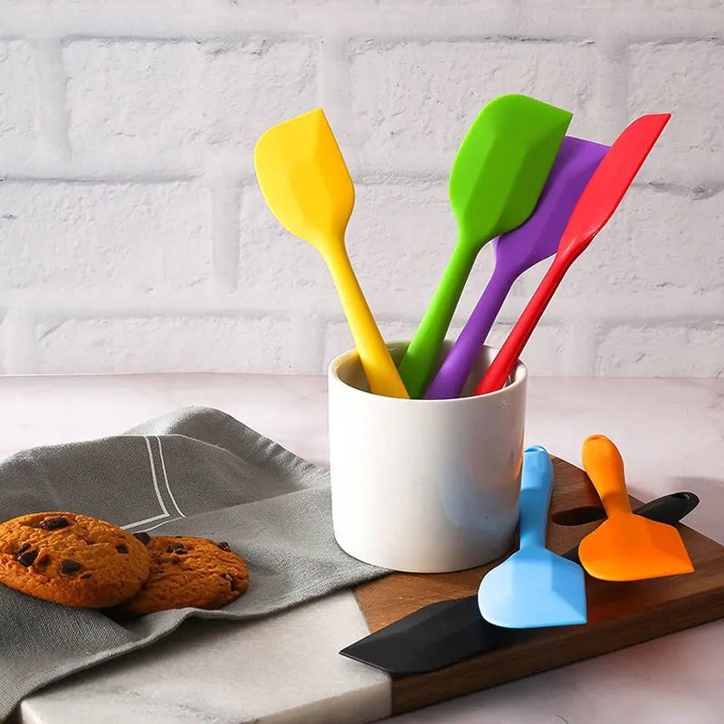 FlexiSpat Heat-Resistant Silicone Spatula