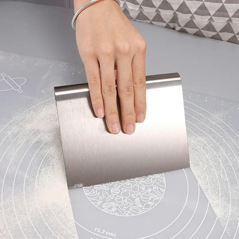 CakeMaster Stainless Scraper